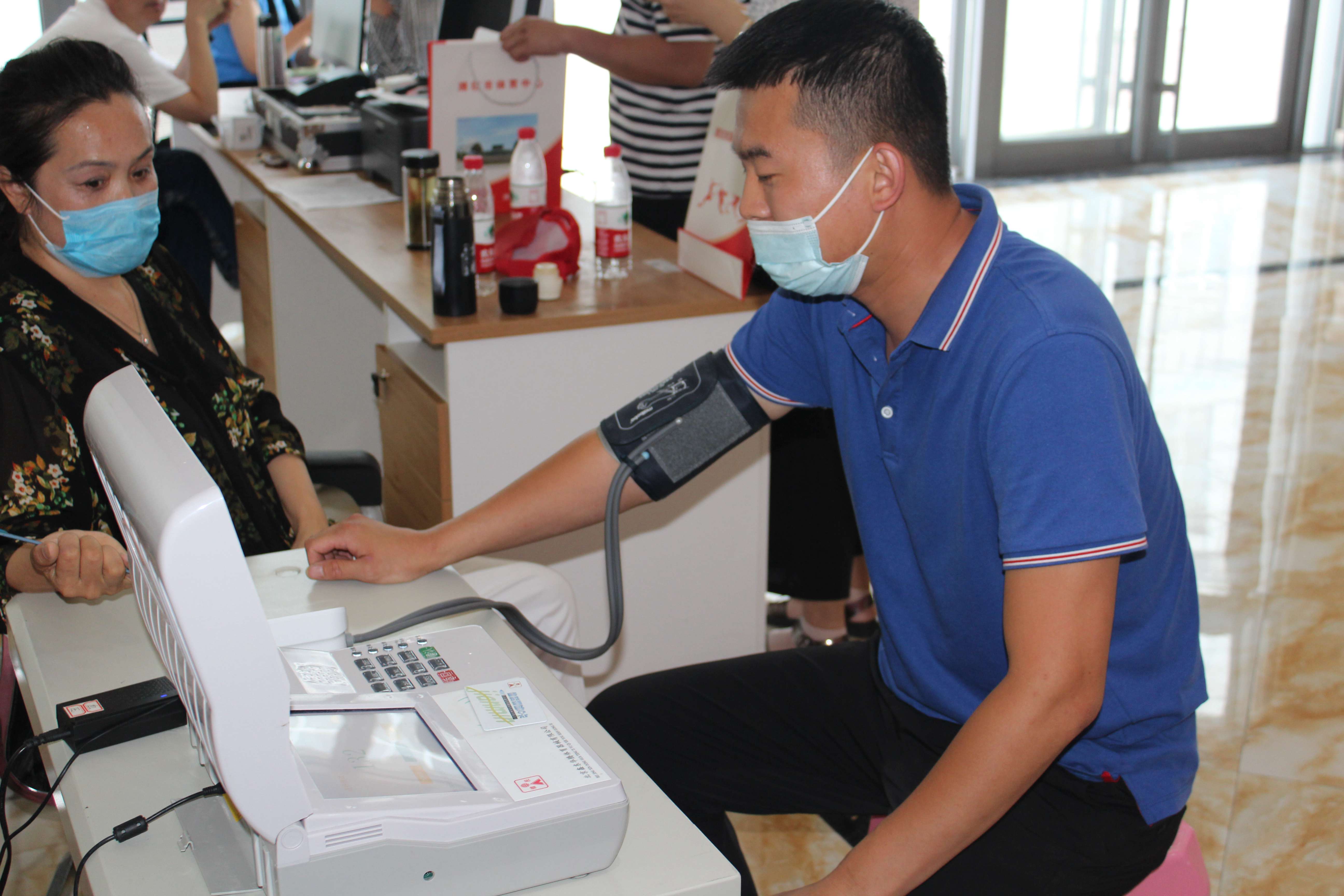 ����ͻ��-������κ�����_MG������Ϸ